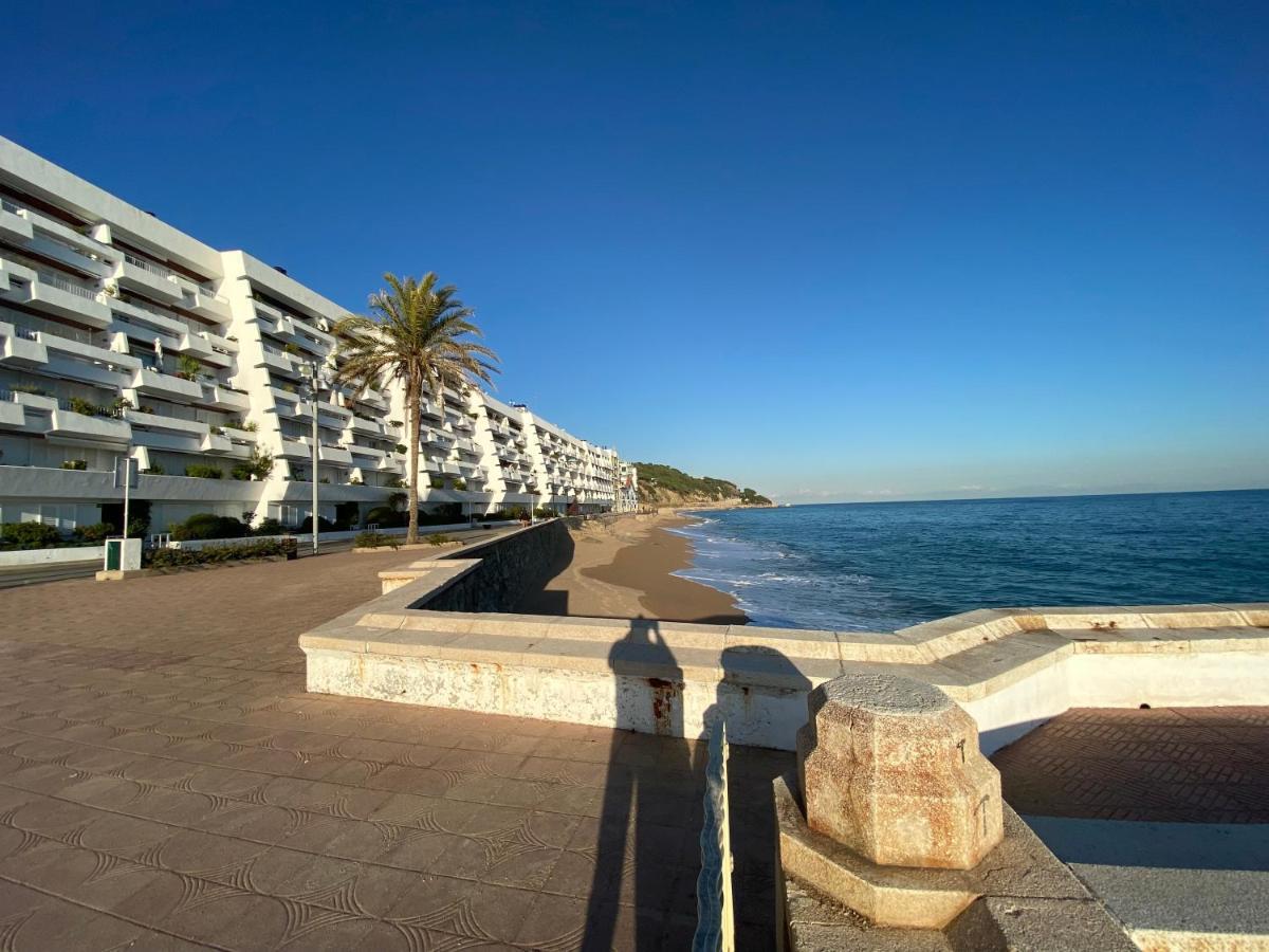 Llevant - Vistas Espectaculares Sant Pol De Mar Esterno foto